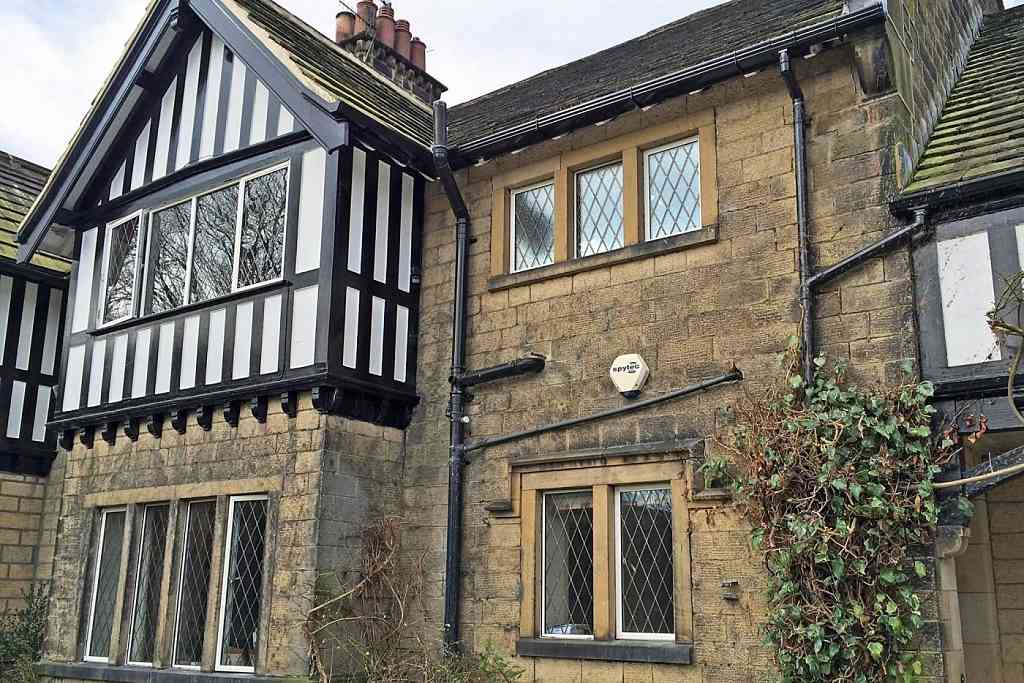 The Heritage Alitherm steel window replacement in Halifax, Calderdale