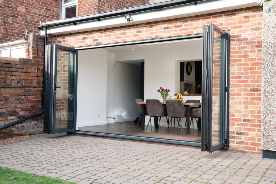 Prestige bifolding door 5 pane